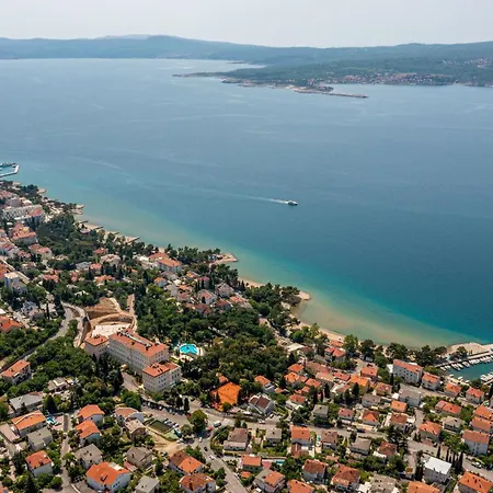 Cozy Apartment In Crikvenica With Wifi