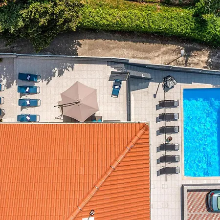 Cozy Apartment In Crikvenica With Wifi * Crikvenica